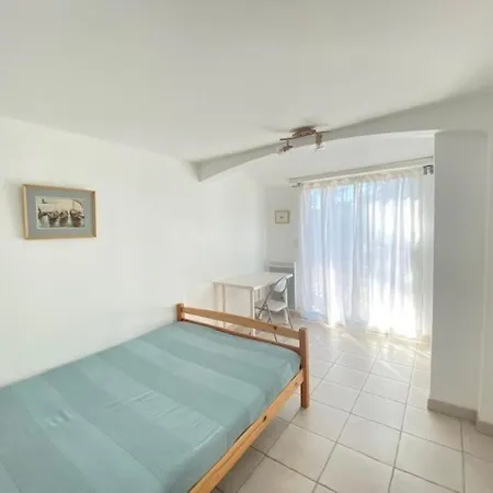Maison Renovee, Jardin Clos, A 300m De La - 6 Couchages, Wifi, Animaux Admis - Fr-1-231-205
