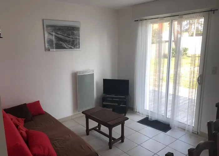 Maison Rénovée, Jardin Clos, à 300m De La - 6 Couchages, Wifi, Animaux Admis - Fr-1-231-205 *
